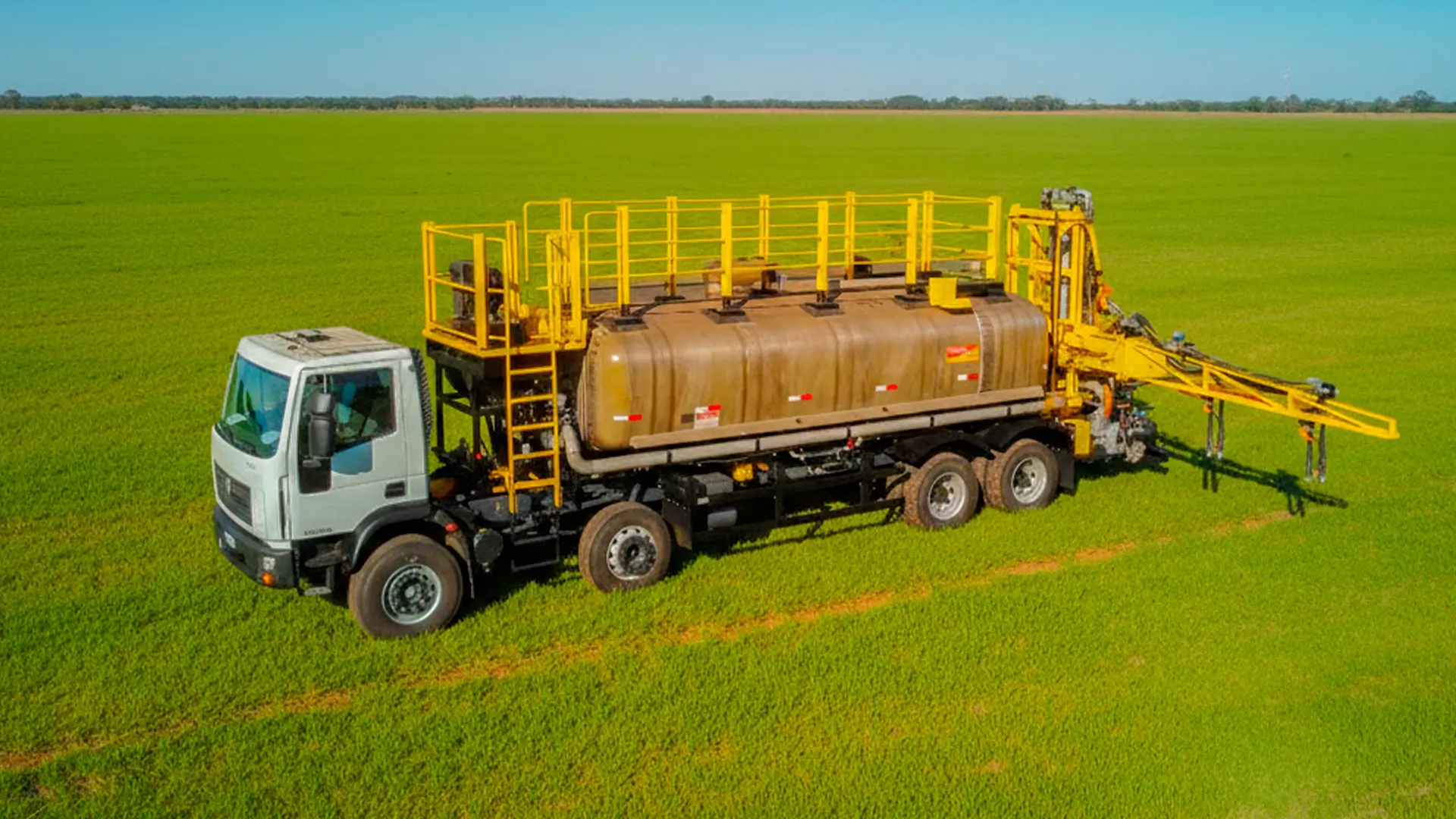 aplicador_vinhaca_caminhao